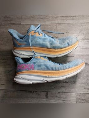 Hoka Performance Runners in Sky Blue & Peach